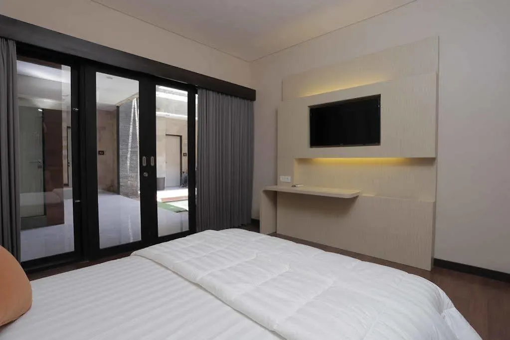 Reddoorz @ Gunung Payung Kerobokan Denpasar  Hotel